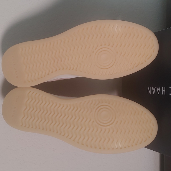 Cole Haan Men's sz 11.5 sneaker (hard to find size & style A+lookers)NEW-w/socks - Picture 9 of 16